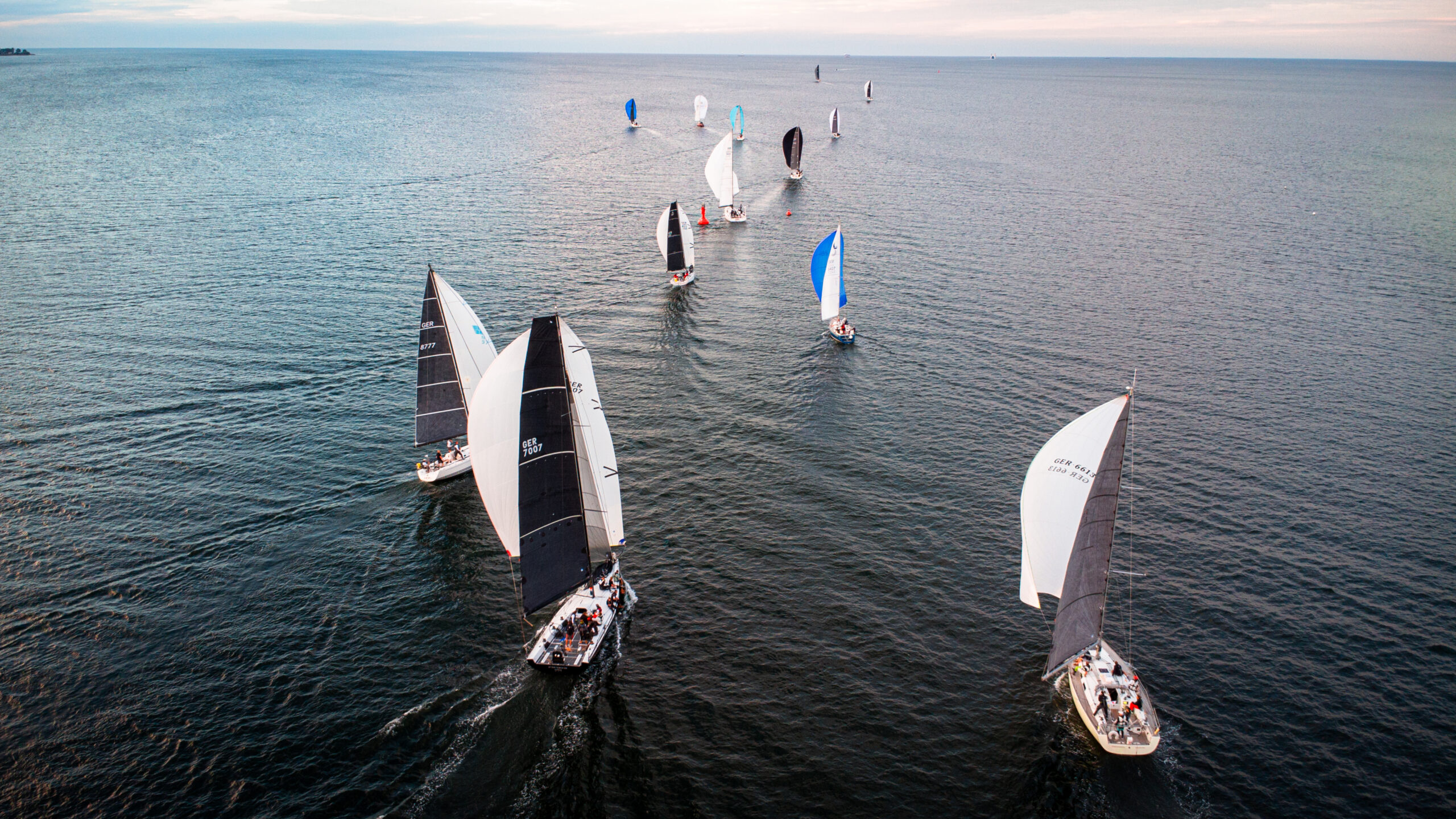 Regatta premiere with tailwind